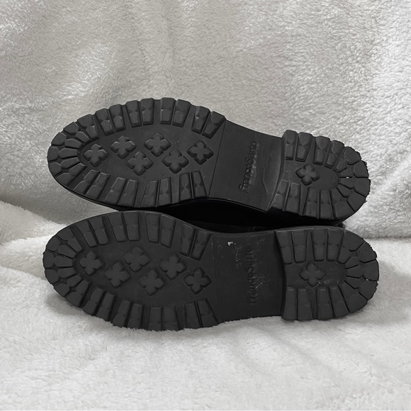 Suede Franco Sarto size 9 Women’s Booties. - Picture 3 of 5